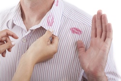 חקירות אישות בגיל השלישי