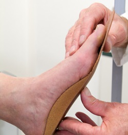 בעיות אורטופדיות בגיל השלישי