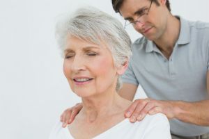 יתרונות הרפואה האלטרנטיבית לבני גיל הזהב