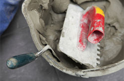 החשיבות בביצוע איטום גגות עבור מבנים ישנים