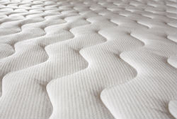 המזרונים הטובים ביותר לבעיות בגב