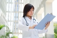 אמא מתלוננת על הפיליפינית? כדאי שתבדקו מה קורה